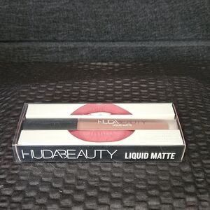 HUDA BEAUTY Liquid Matte Lipstick - Sweet Talker